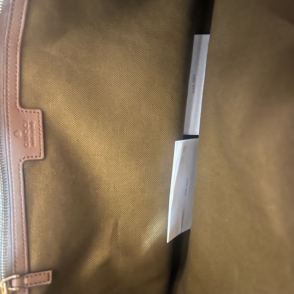 Brand new GUCCI Beatrix Maxi hobo NWT GORGEOUS - Picture 11 of 15